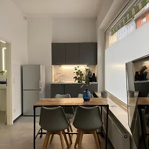 2-zimmer-appartment In Top-city-lage Mit Parken Und Klimaanlage Apartment Nuremberg